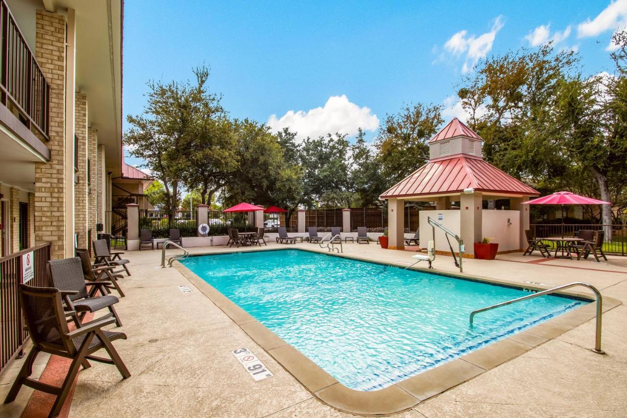 Red Roof Inn Plus+ Dallas - 애디슨 외부 사진